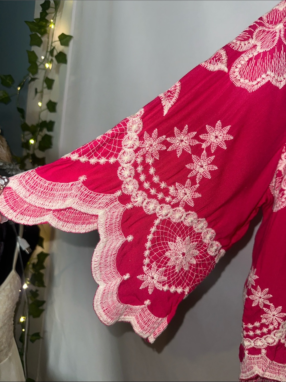 Solitaire Fuchsia Tunic with Cream Floral Embroidery - Picture 4 of 5